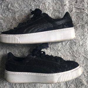 Puma Women’s Basket Classic Floral Lace platform